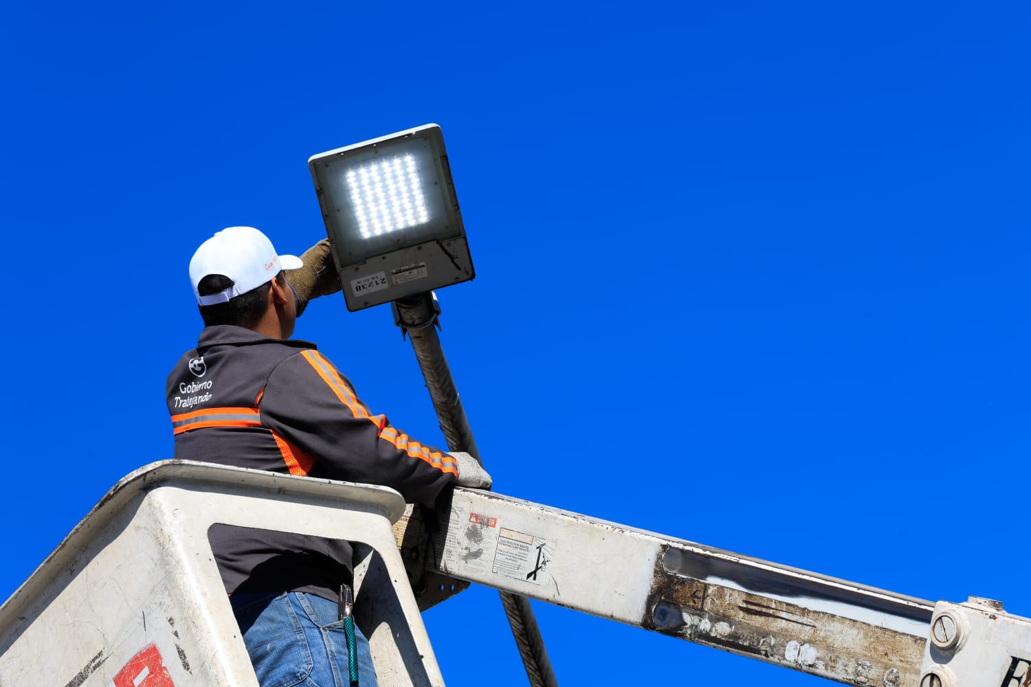 WhatsApp Image 2024-11-21 at 13.35.52 (2)